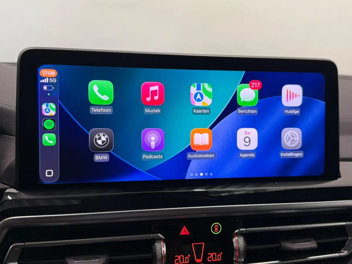 High Executive M Sport 80 kWh Panoramadak Driving Adaptive Cryuise Control Leder Assistant Professional Camera Adaptief LED Shadow Line Stoelverwarming