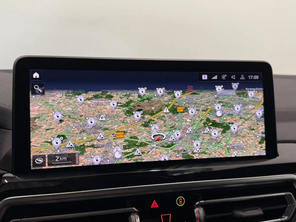 High Executive M Sport 80 kWh Panoramadak Driving Adaptive Cryuise Control Leder Assistant Professional Camera Adaptief LED Shadow Line Stoelverwarming