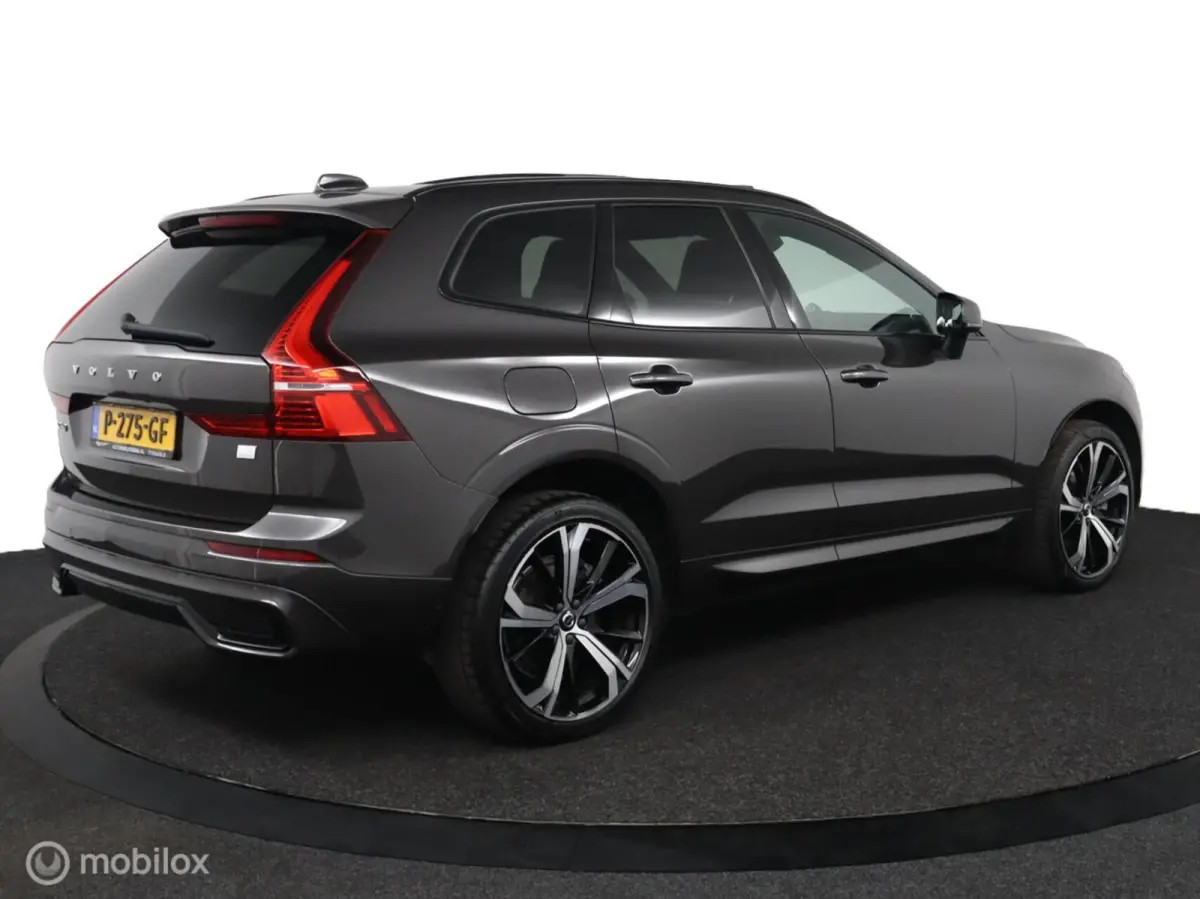 2.0 T8 Plug-in hybrid AWD R-Design | Luchtvering | Adaptive Cruise | Trekhaak | Bowers & Wilkins | SOH 94.97% | Head Up | Standkachel