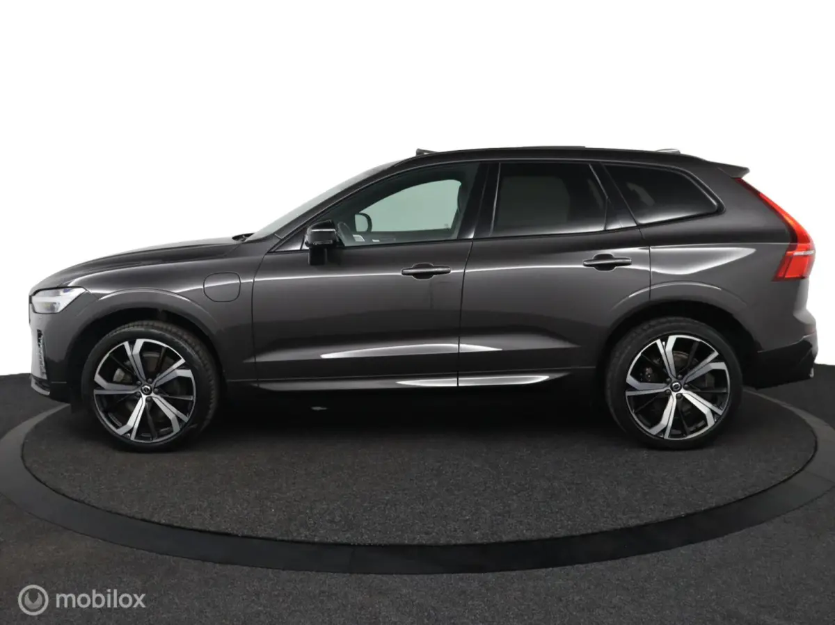 2.0 T8 Plug-in hybrid AWD R-Design | Luchtvering | Adaptive Cruise | Trekhaak | Bowers & Wilkins | SOH 94.97% | Head Up | Standkachel