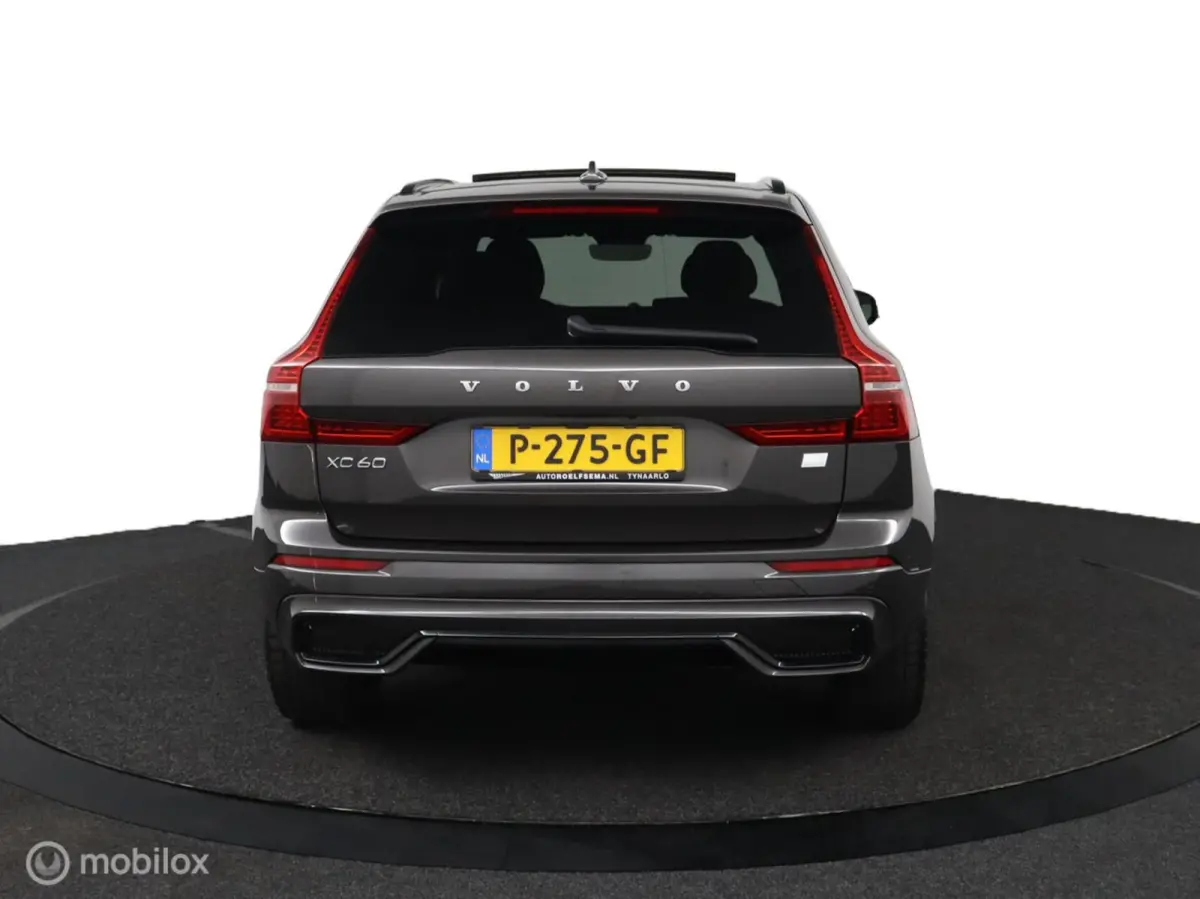 2.0 T8 Plug-in hybrid AWD R-Design | Luchtvering | Adaptive Cruise | Trekhaak | Bowers & Wilkins | SOH 94.97% | Head Up | Standkachel