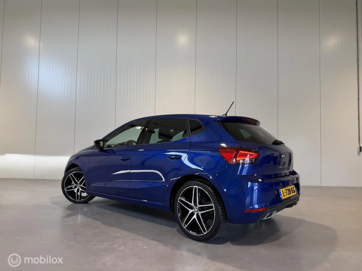 1.0 TSI FR Business Intense Plus, Navi|Led|Carplay|Leder/alcantara|1e Eig.|Org. NL|18"