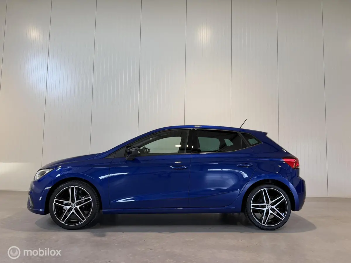 1.0 TSI FR Business Intense Plus, Navi|Led|Carplay|Leder/alcantara|1e Eig.|Org. NL|18"