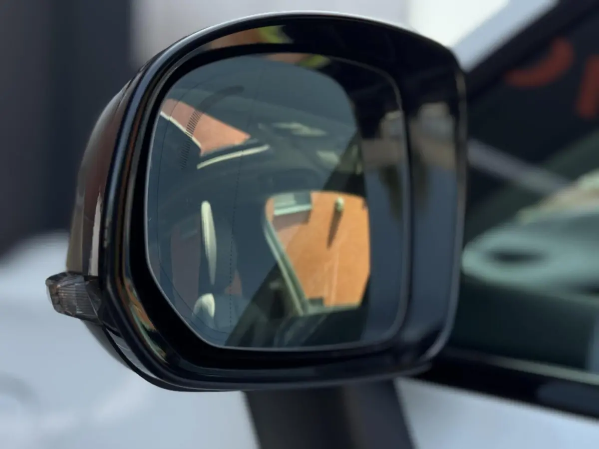 T6 Plug-in hybrid AWD Plus Dark | Longe Range | 21 inch | Panoramadak | Adaptieve Cruise Control | Standkachel | Elektrisch verstelbare stoelen | Stoel-/ stuurverwarming | Google OS
