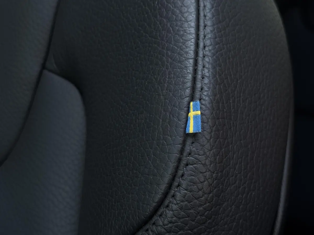 T6 Plug-in hybrid AWD Plus Dark | Longe Range | 21 inch | Panoramadak | Adaptieve Cruise Control | Standkachel | Elektrisch verstelbare stoelen | Stoel-/ stuurverwarming | Google OS
