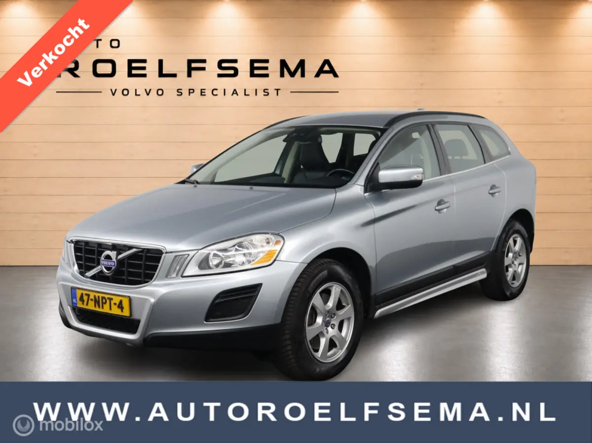 2.0T Momentum | Stoelverwarming | Unieke km stand | All Season banden | Afneembare trekhaak | Navigatie | PDC Voor en achter
