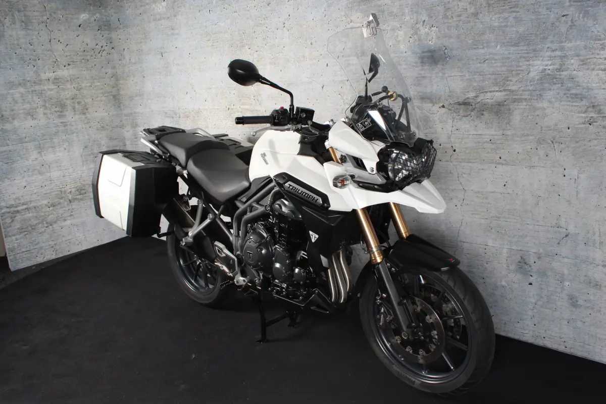 1200 Explorer ABS met zijkoffers