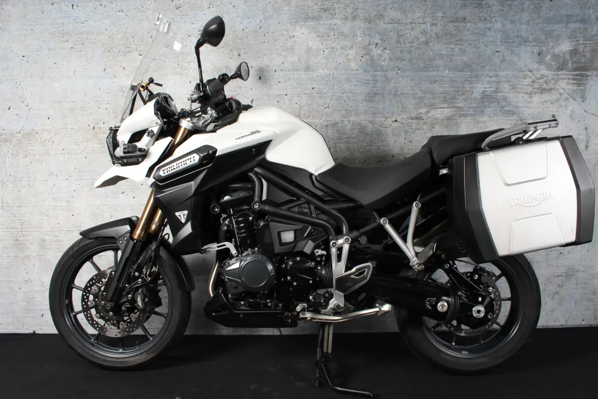 1200 Explorer ABS met zijkoffers