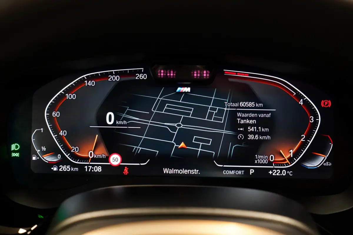530i M-Sport M Sport|Pano|Leder|HUD|Dealer onderhouden