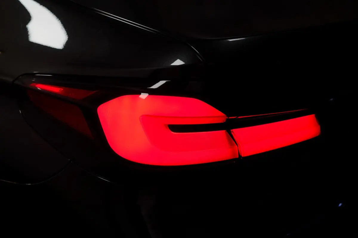 530i M-Sport M Sport|Pano|Leder|HUD|Dealer onderhouden