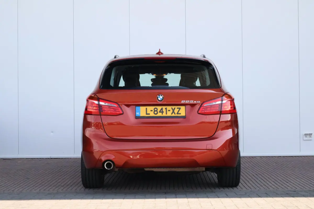 225xe iPerformance Executive | SoH 85% | Climate Control | PDC | Navi | Elektrische Achterklep |