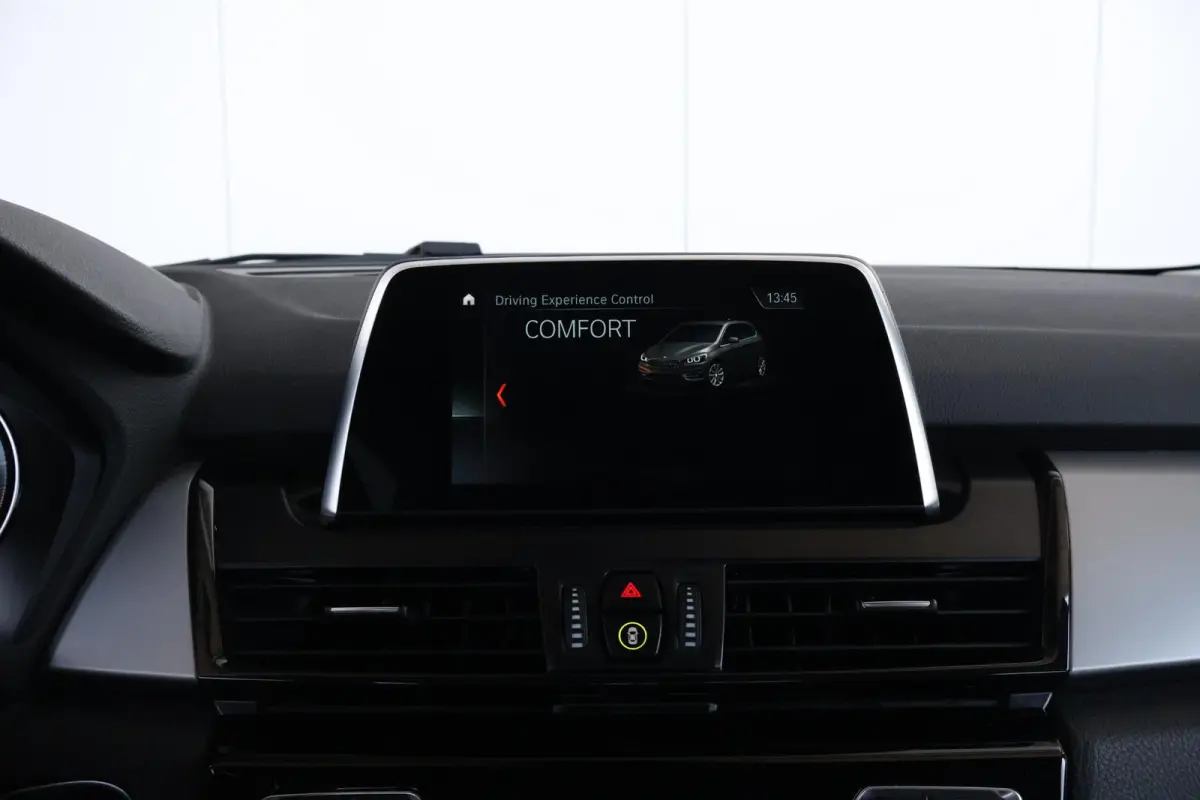 225xe iPerformance Executive | SoH 85% | Climate Control | PDC | Navi | Elektrische Achterklep |
