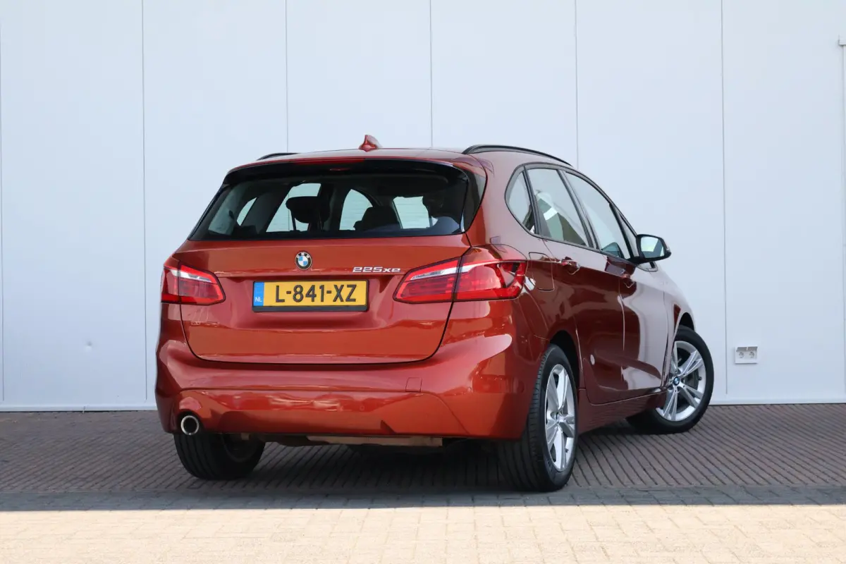225xe iPerformance Executive | SoH 85% | Climate Control | PDC | Navi | Elektrische Achterklep |