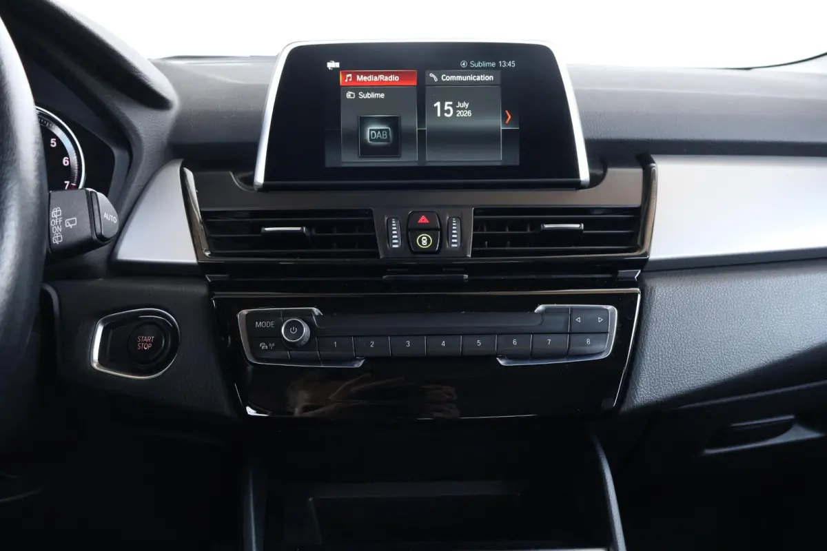 225xe iPerformance Executive | SoH 85% | Climate Control | PDC | Navi | Elektrische Achterklep |