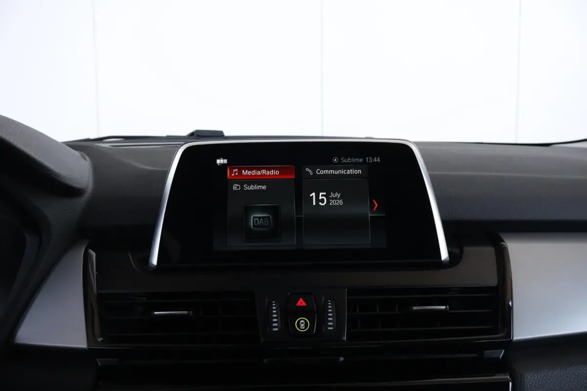 225xe iPerformance Executive | SoH 85% | Climate Control | PDC | Navi | Elektrische Achterklep |