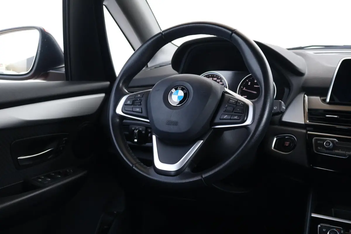 225xe iPerformance Executive | SoH 85% | Climate Control | PDC | Navi | Elektrische Achterklep |