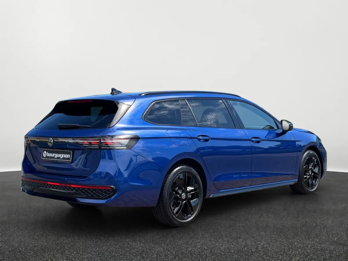 1.5 eHybrid R-Line | Pano | Trekhaak | 5J fabrieksgarantie | Winterpakket | 272Pk |