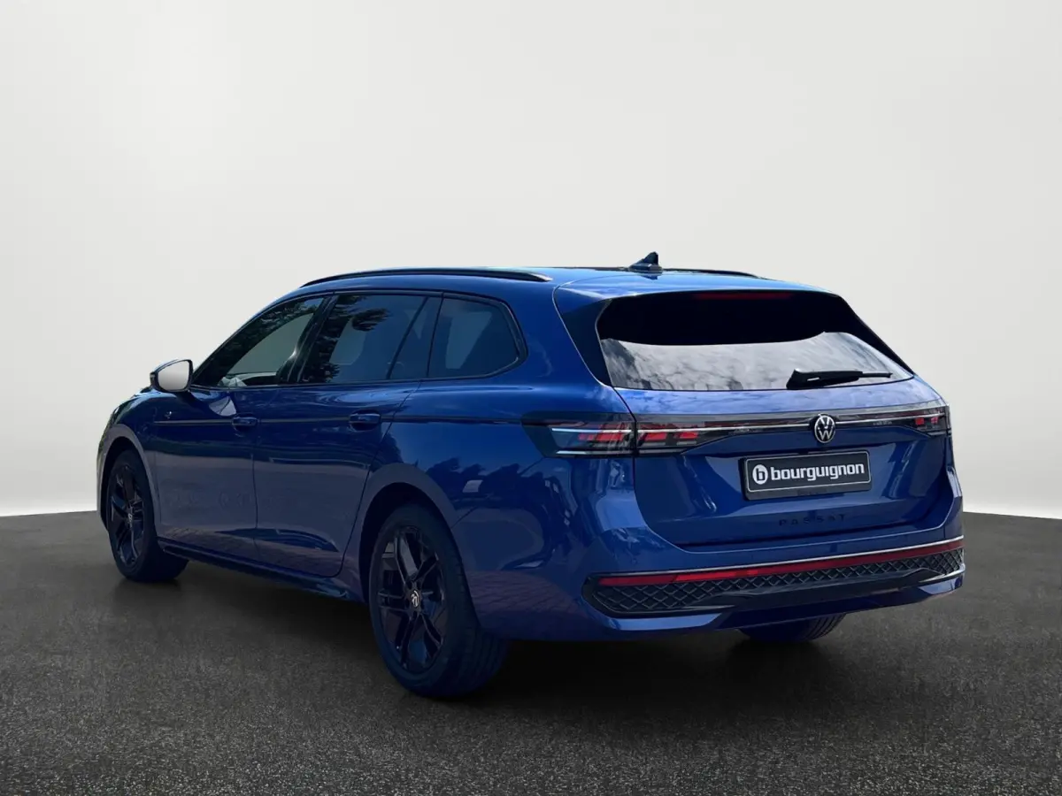 1.5 eHybrid R-Line | Pano | Trekhaak | 5J fabrieksgarantie | Winterpakket | 272Pk |