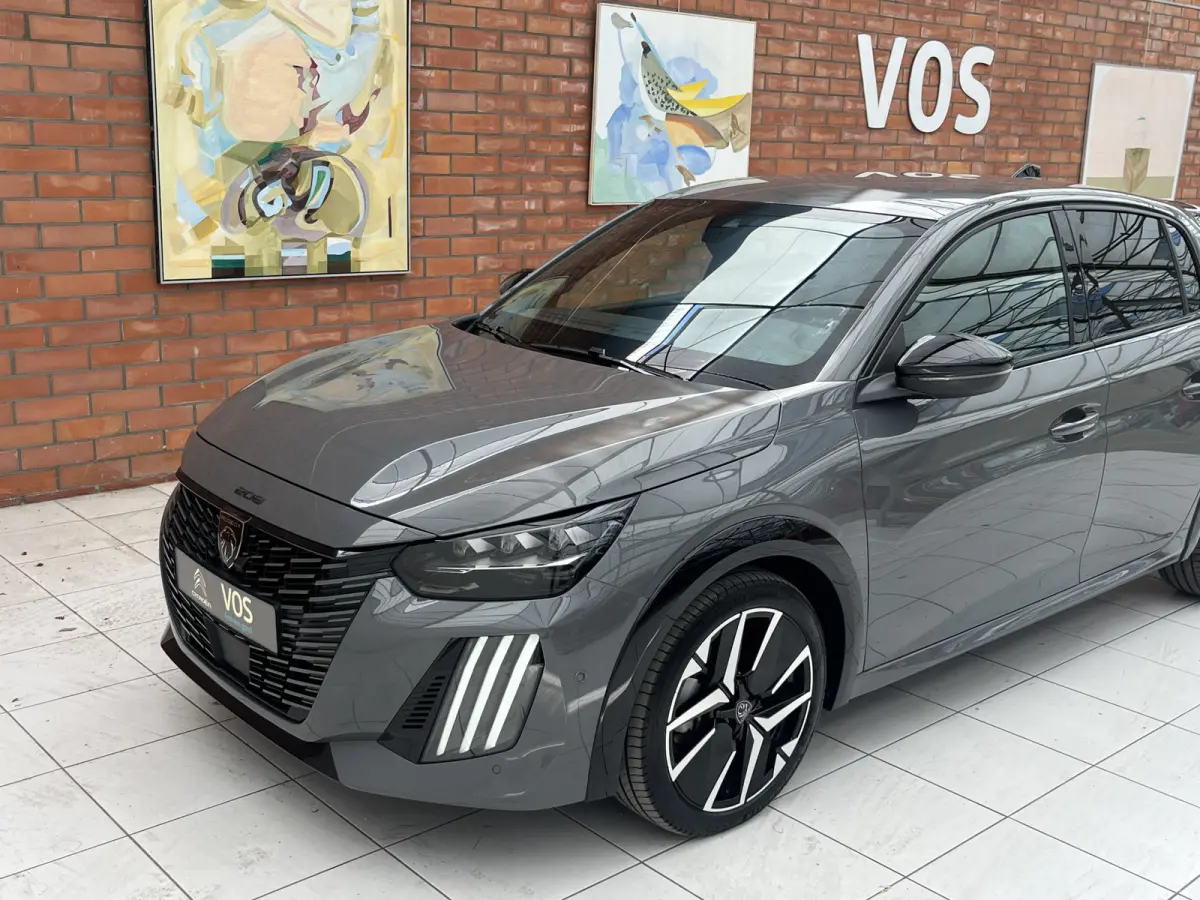 Hybrid 145 e-DCS6 GT | Keyless | Camera voor + achter | Carplay/Android Auto | Adaptive Cruise Control |