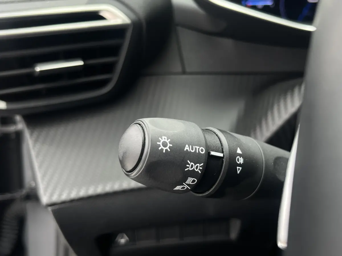Hybrid 145 e-DCS6 GT | Keyless | Camera voor + achter | Carplay/Android Auto | Adaptive Cruise Control |