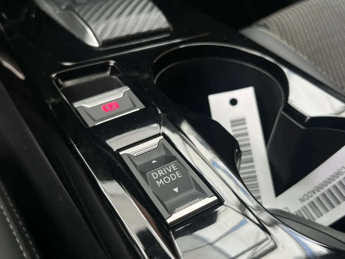 Hybrid 145 e-DCS6 GT | Keyless | Camera voor + achter | Carplay/Android Auto | Adaptive Cruise Control |