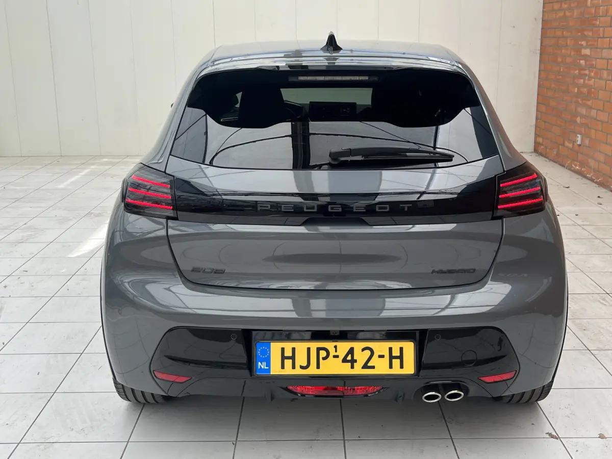 Hybrid 145 e-DCS6 GT | Keyless | Camera voor + achter | Carplay/Android Auto | Adaptive Cruise Control |