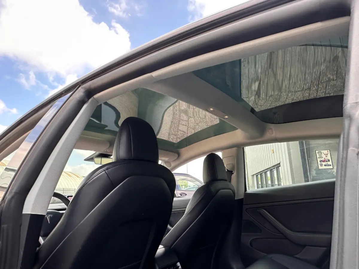 Long Range AWD WARMTEPOMP 75 kWh 91% SOH LFP DEALER OND