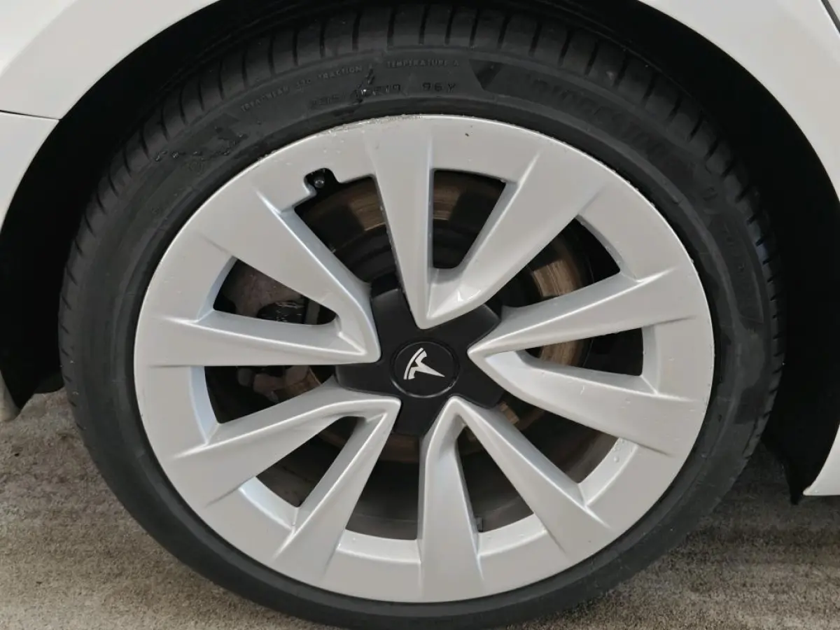 Long Range AWD WARMTEPOMP 75 kWh 91% SOH LFP DEALER OND