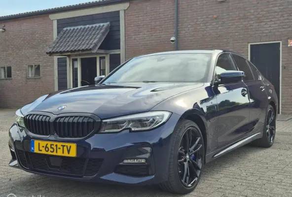 320e Business Edition Plus I Adap Cruise I Camera I Head-up I M-Sport I Tansanitblau I