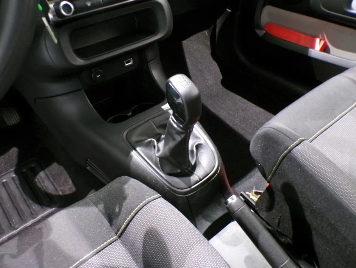 S&S Feel | Navigatie | Climate control | Parkeersensoren
