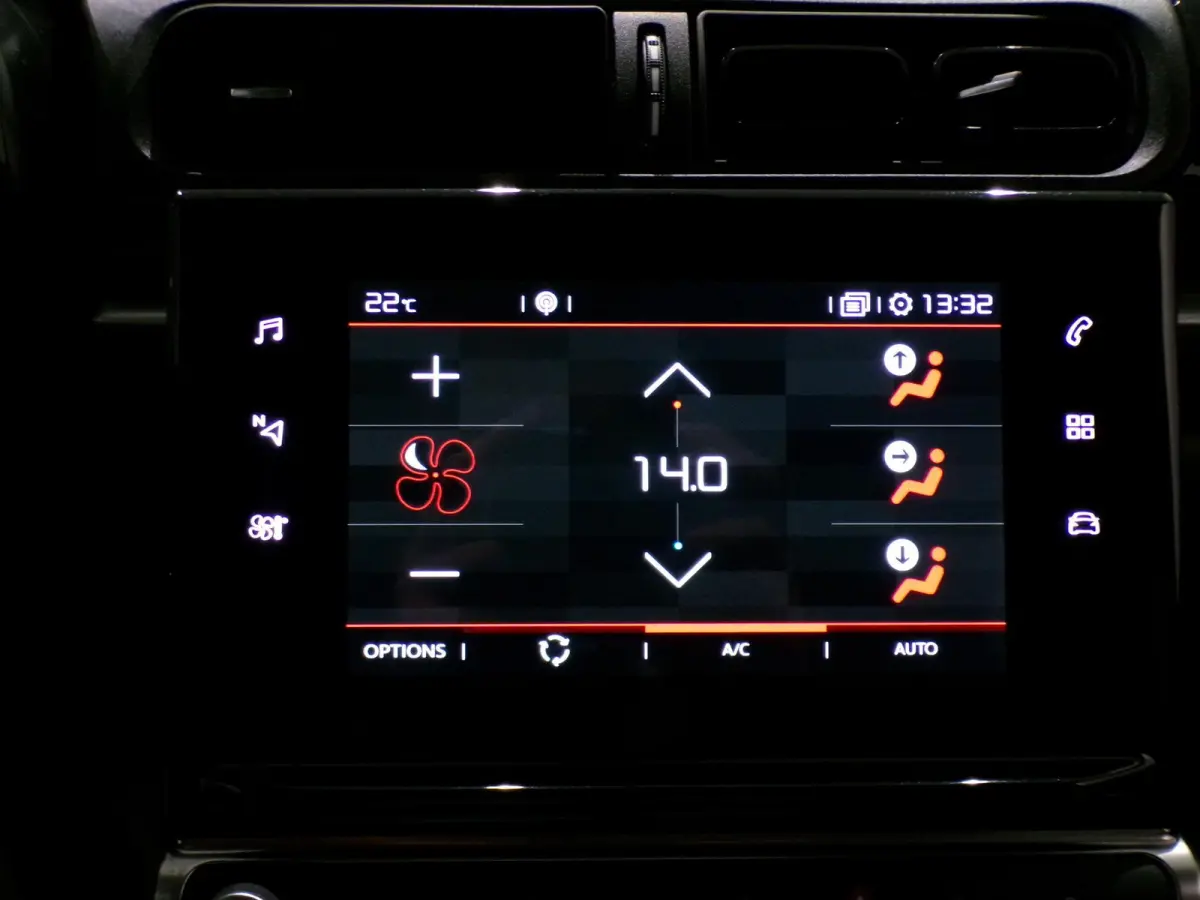 S&S Feel | Navigatie | Climate control | Parkeersensoren