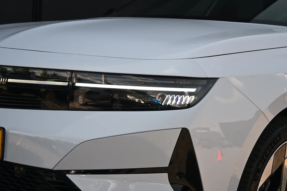 58 kWh Business Edition Tot 8 Jaar Garantie! | Adaptive Cruise | Elektr. Comfortstoelen | Stuur/Stoelverwarming | Navigatie | Achteruitrijcamera |