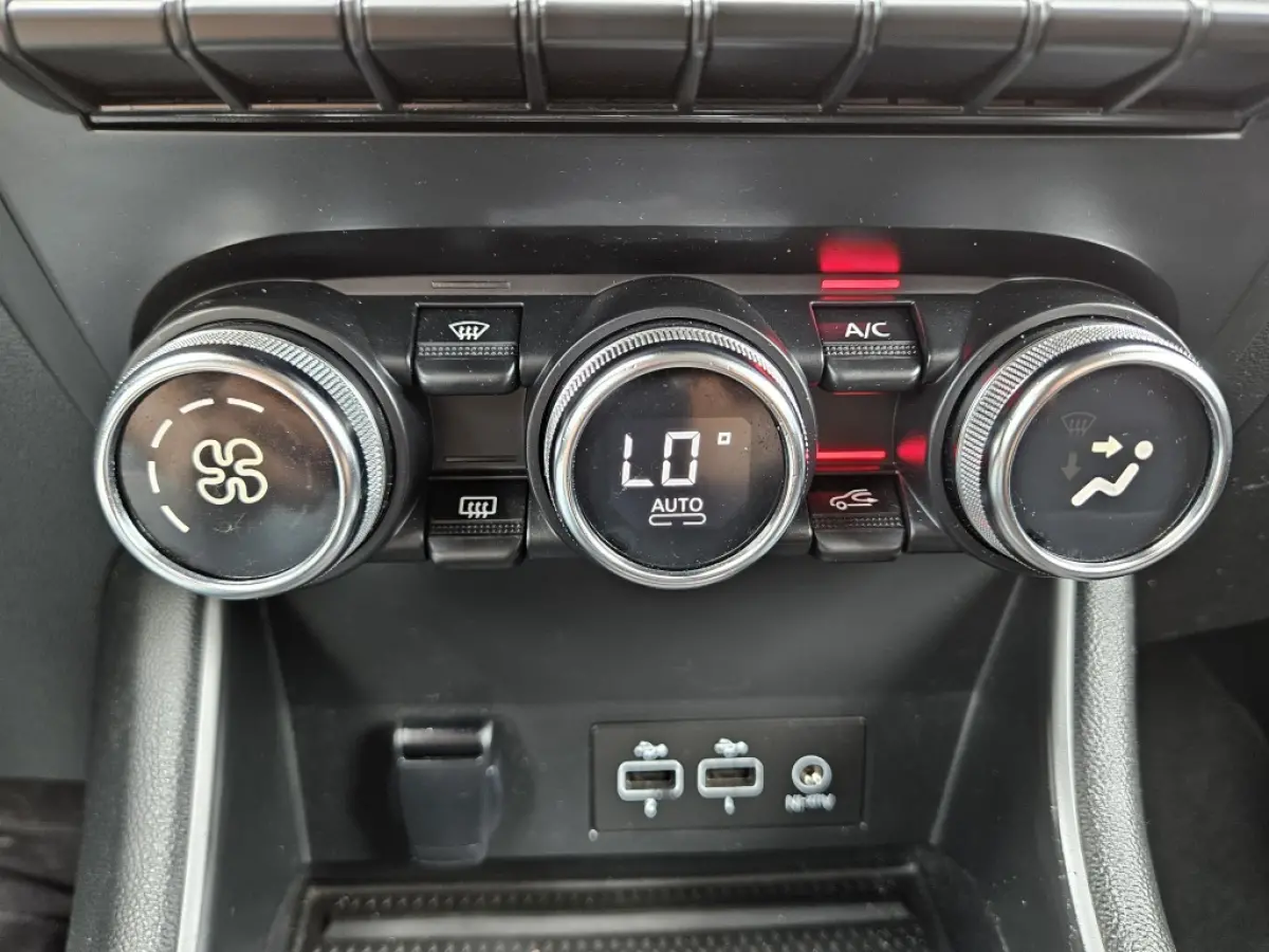 1.0 TCe Bi-Fuel Intens BOSE Leder Clima Camera Trekhaak