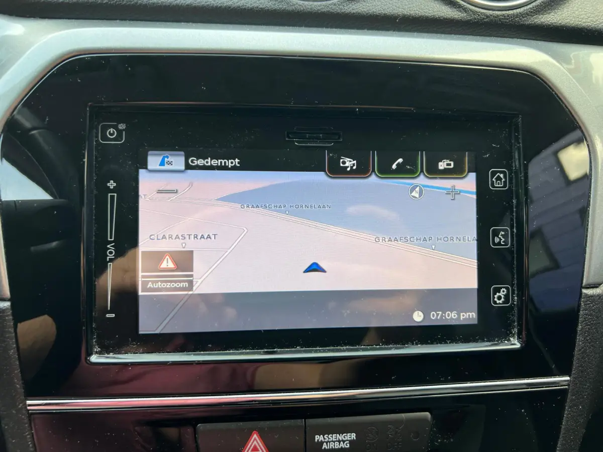 1.6 Automaat l Trekhaak l Navi l Carplay l
