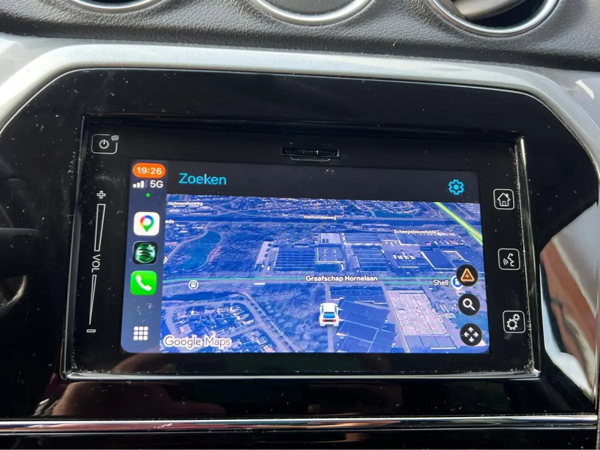 1.6 Automaat l Trekhaak l Navi l Carplay l