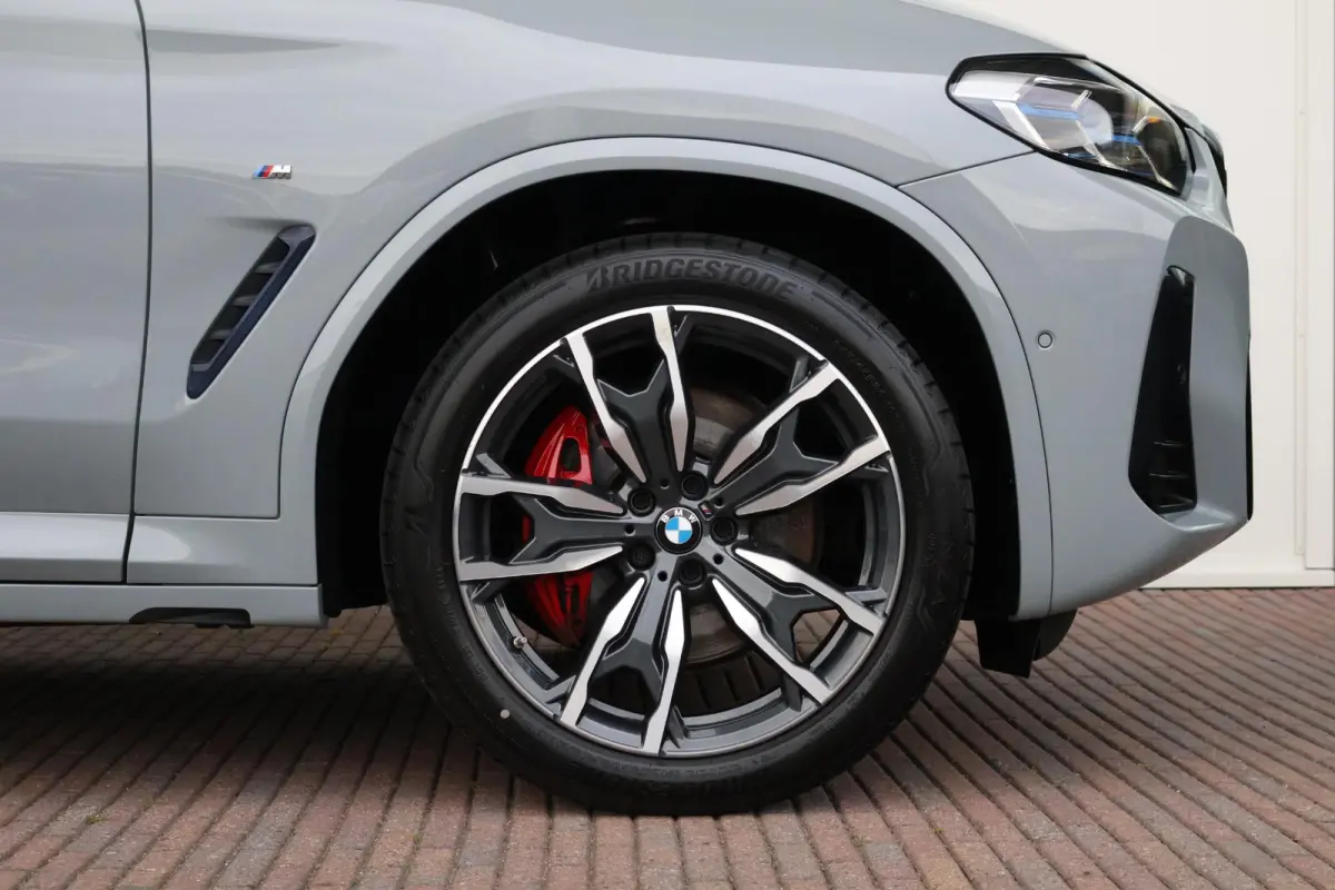 M40i High Executive | Panorama Dak | trekhaak | Elektr. Stoelen | Laserlight | Driving Assistant Professional | Harman Kardon | Verwarmde Stoelen Voor/Achter | Verwarmd Stuurwiel | Head-Up |