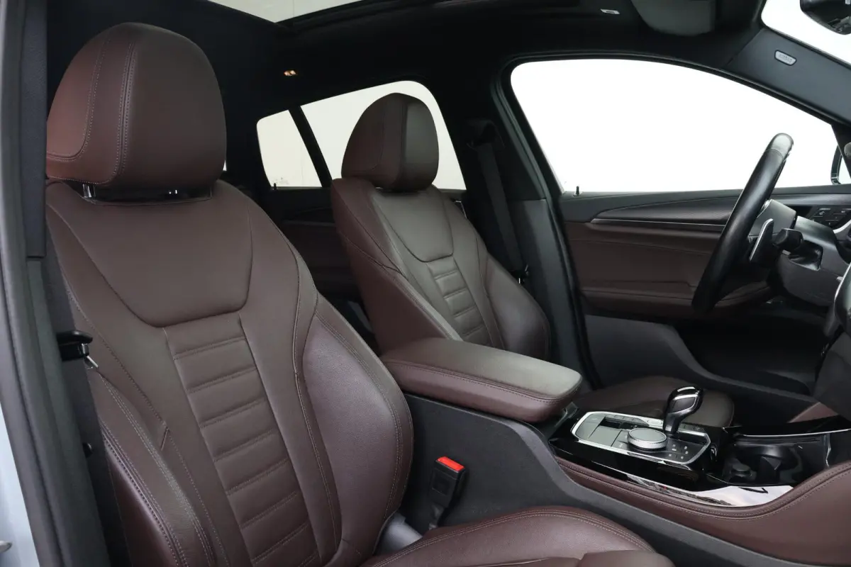 M40i High Executive | Panorama Dak | trekhaak | Elektr. Stoelen | Laserlight | Driving Assistant Professional | Harman Kardon | Verwarmde Stoelen Voor/Achter | Verwarmd Stuurwiel | Head-Up |