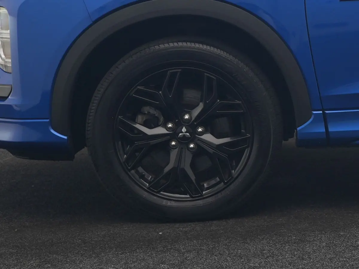 2.4 Black Edition PHEV 177pk Dealer O.H | 360 Camera | Adaptive Cruise | Alcantara Sportstoelen & Stuur Verwarmd | Keyless | Navigatie Via TomTom | 18" L.M | DAB | Plug In Hybrid |