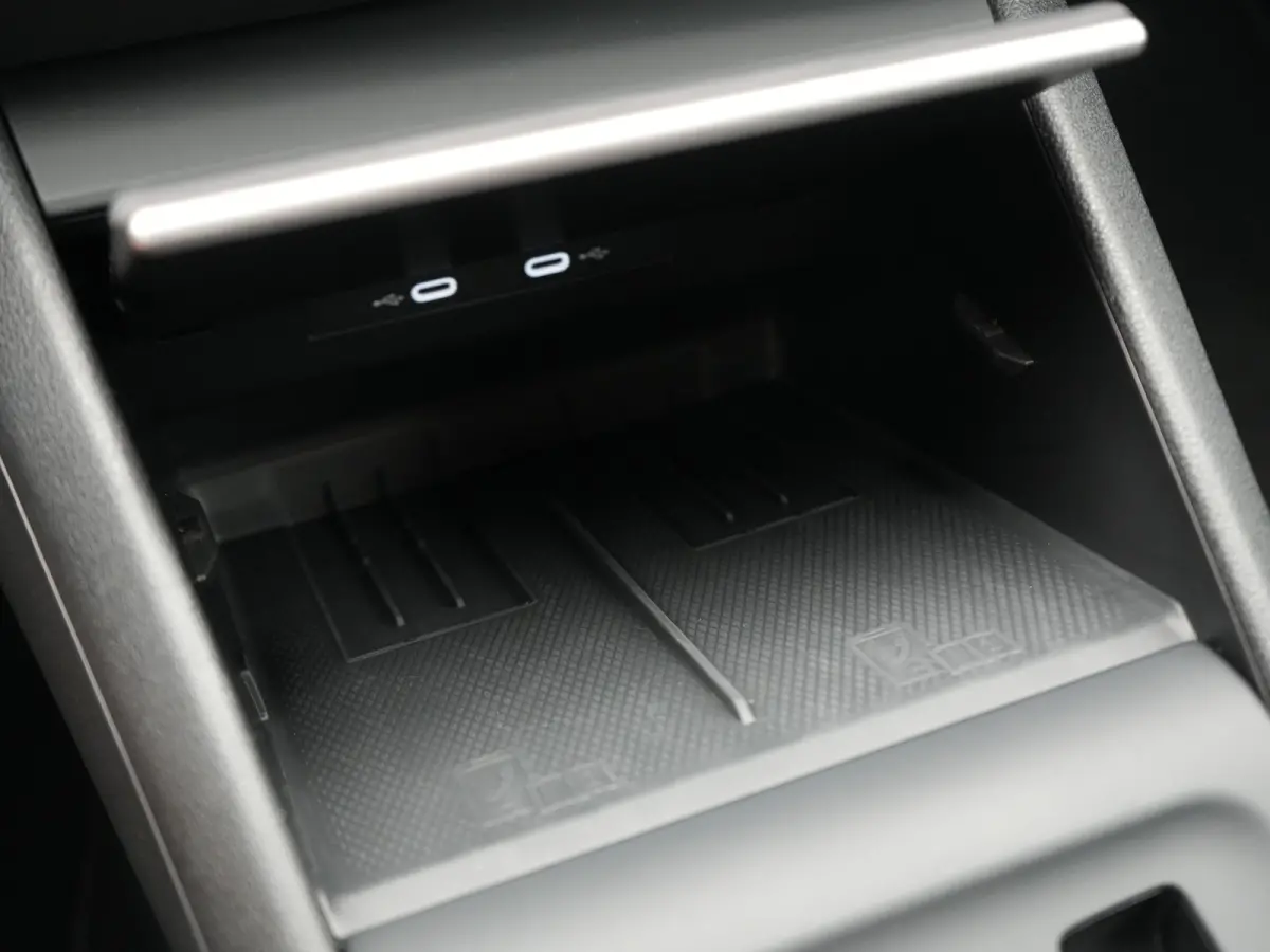1.5 eHybrid PHEV 204pk | Trekhaak Af Fabriek | Adaptive Cruise | Camera | Sportstoelen Verwarmd | BLIS | Sfeerverlichting | Stuurverwarming | Apple Carplay | IQ Drive | Navigatie | Virtual |