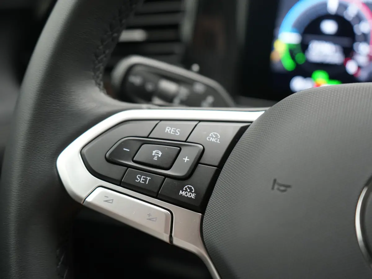 1.5 eHybrid PHEV 204pk | Trekhaak Af Fabriek | Adaptive Cruise | Camera | Sportstoelen Verwarmd | BLIS | Sfeerverlichting | Stuurverwarming | Apple Carplay | IQ Drive | Navigatie | Virtual |