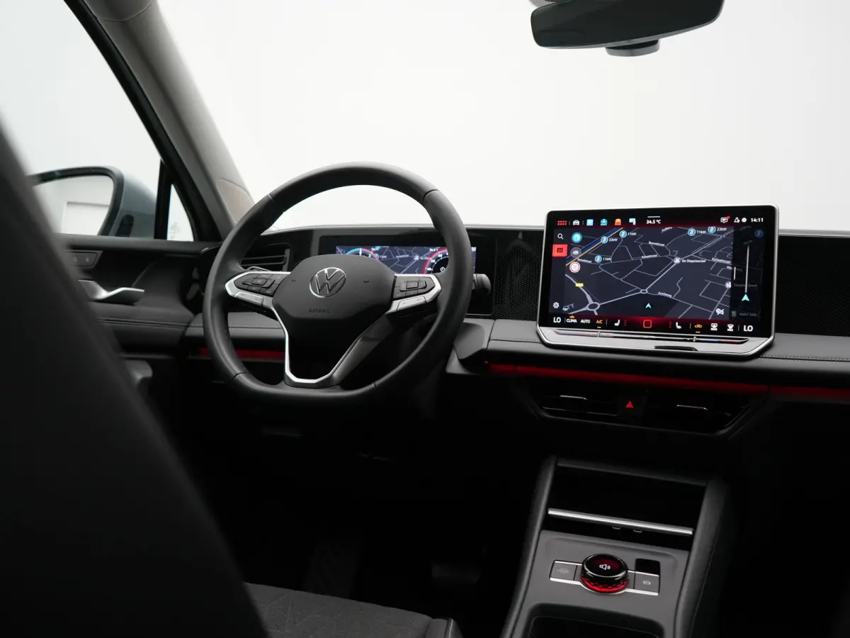 1.5 eHybrid PHEV 204pk | Trekhaak Af Fabriek | Adaptive Cruise | Camera | Sportstoelen Verwarmd | BLIS | Sfeerverlichting | Stuurverwarming | Apple Carplay | IQ Drive | Navigatie | Virtual |