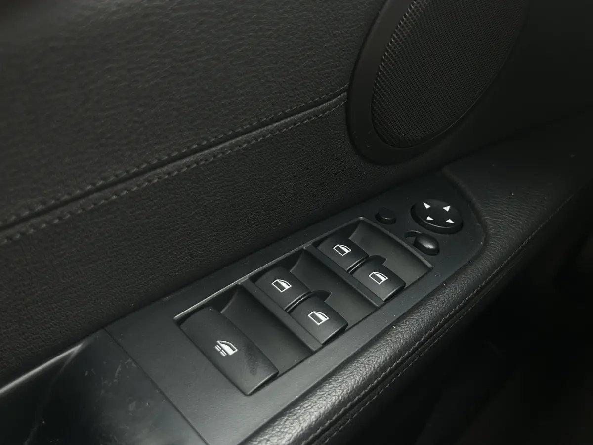 sDrive18i Executive | Org. NL | Leder | Stoelverwarming | Cruise Control |