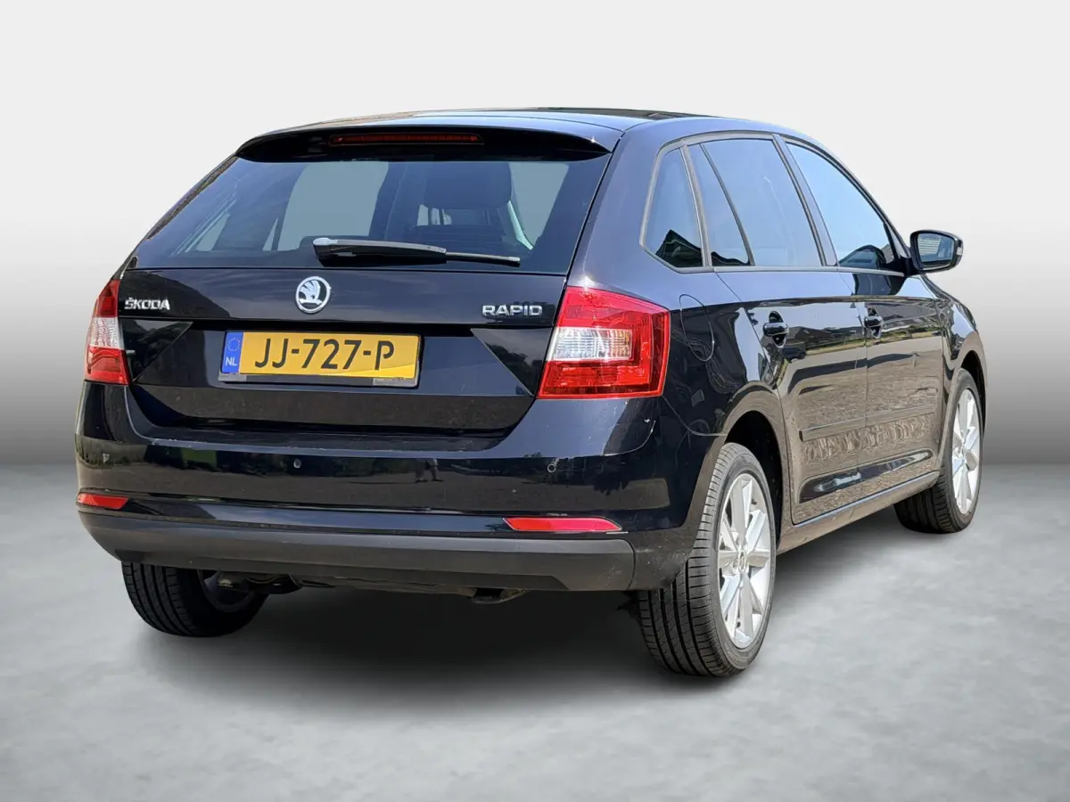 1.2 TSI Greentech JOY / Nieuwe Beurt bij Aflevering / Panorama-Pack / Stoelverwarming / PDC / Bluetooth / Alcantara / Cruise Control / Navigatie /