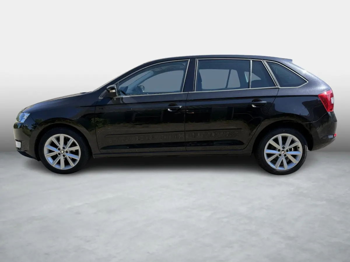 1.2 TSI Greentech JOY / Nieuwe Beurt bij Aflevering / Panorama-Pack / Stoelverwarming / PDC / Bluetooth / Alcantara / Cruise Control / Navigatie /