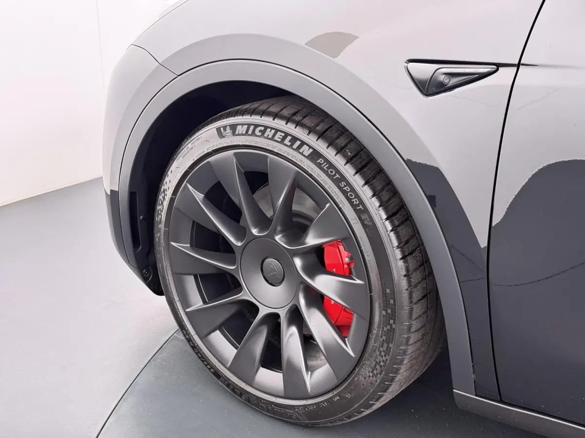 Performance AWD 75 kWh RIJKLAAR GELEVERD | 12 MND BOVAG GARANTIE | TESLA GARANTIE ACCU + AANDRIJFLIJN T/M 03-2031/ 240.000KM|