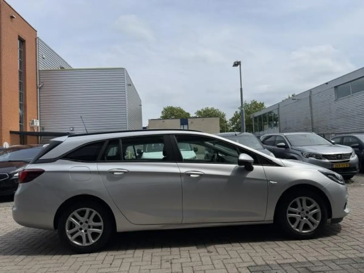 1.2 Benzine | Navigatie | Lage km's
