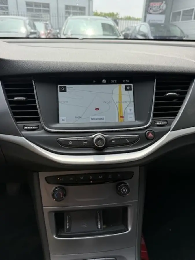 1.2 Benzine | Navigatie | Lage km's