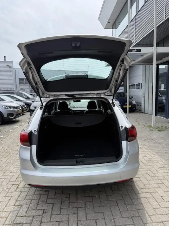 1.2 Benzine | Navigatie | Lage km's