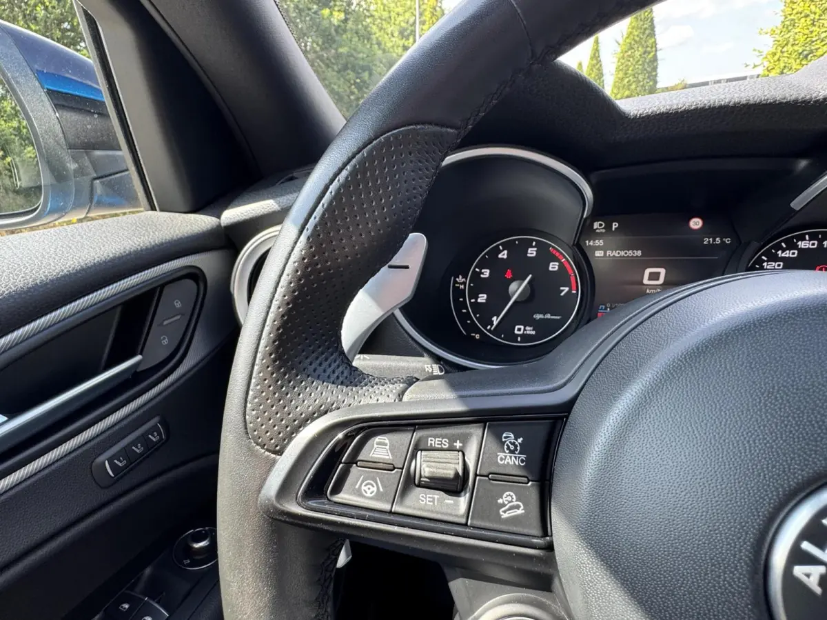 2.0t Q4 Veloce my22, BTW, 21 inch, Misano
