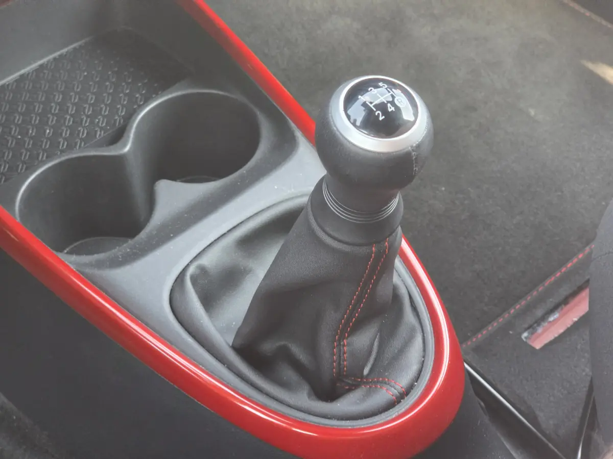 1.0 VVT-i MT Pulse